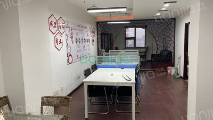 新亚国际大厦二手房实景图