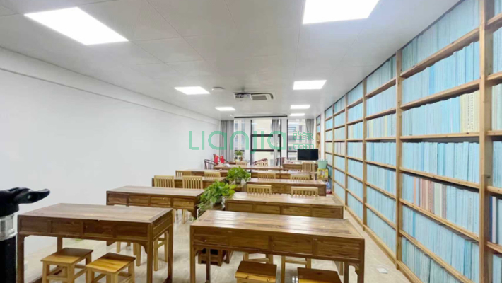 绿地国际博览城1期写字楼二手房实景图