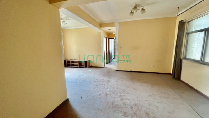 昆明铁路穿金高层住宅小区二手房实景图