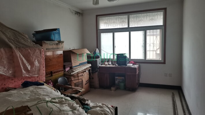 川汇区长青南段地税小区二手房实景图