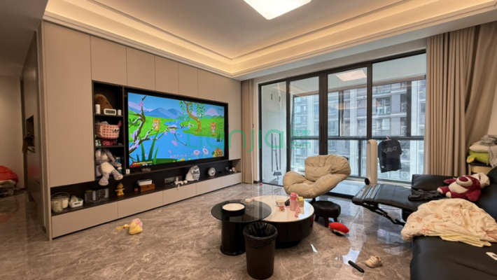 联发·红城投藏珑府二手房实景图