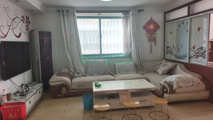 三合家园二手房实景图