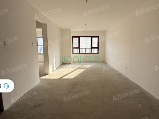 距离北京1900米  南北通透三居 毛坯房随意装修-户型图