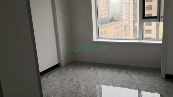 八一水韵城二期E区二手房实景图