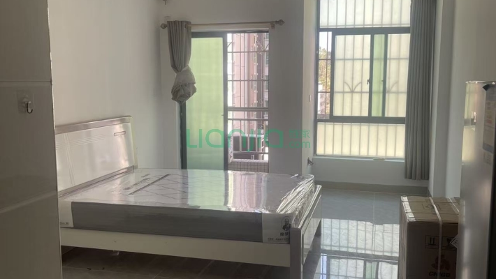 康诗丹郡花园二手房实景图