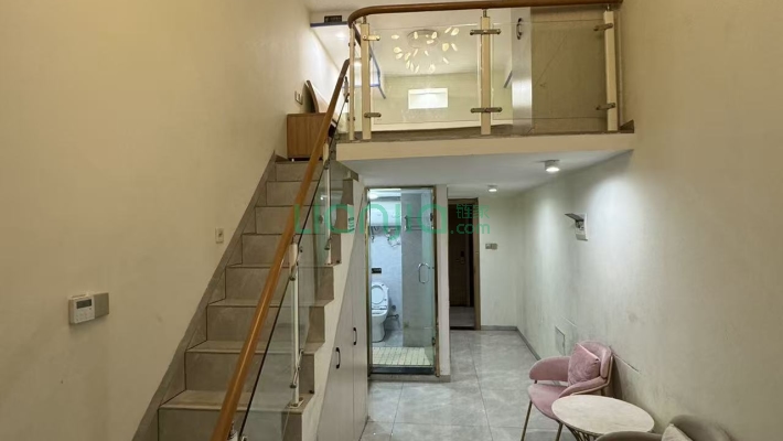 沃华W广场二手房实景图