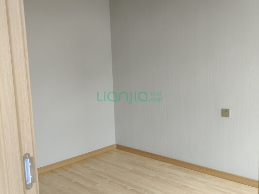 此房新 楼层好 视野开阔 采光充足 设施齐全-户型图