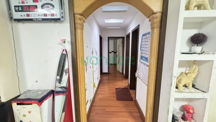 环湖花苑二手房实景图