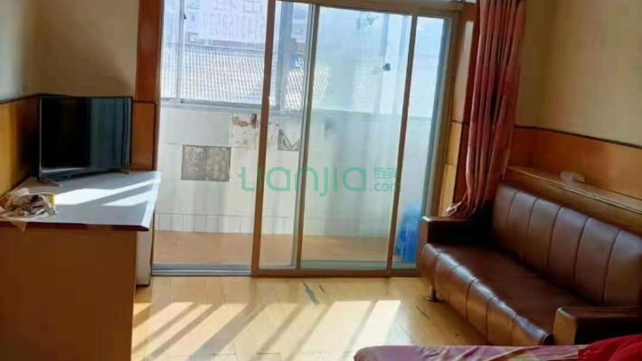 开关厂宿舍二手房实景图