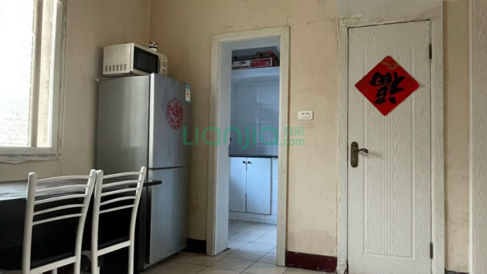 南杨新村二手房实景图