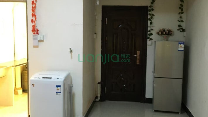 经开区二手车市场汽配二手房实景图