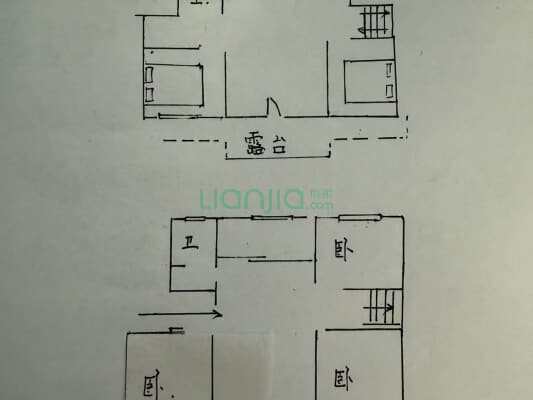 宝石花物业  集中供暖   阁楼 4居室-户型图