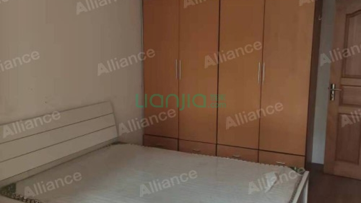 省发改委宿舍二手房实景图