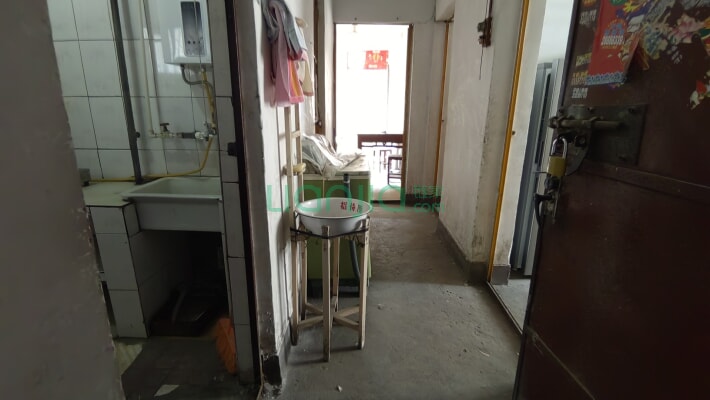 毛纺厂家属院二手房实景图