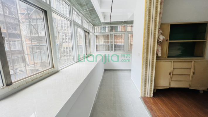 水泥制管厂宿舍二手房实景图