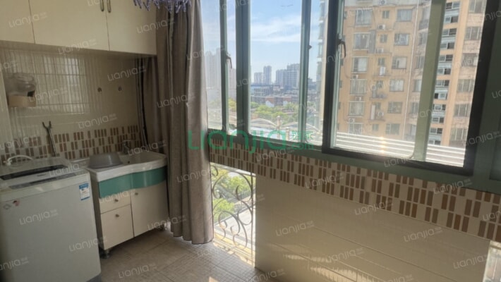 红苗小区二手房实景图