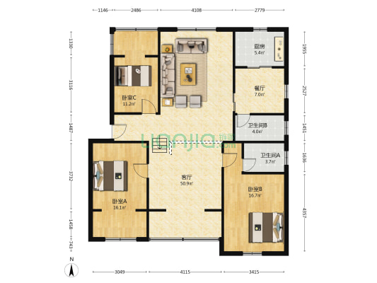 新康路 3室2厅2卫 136平方